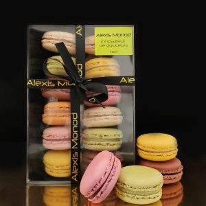Boîte de 12 macarons - Chocolaterie et confiserie à Nice